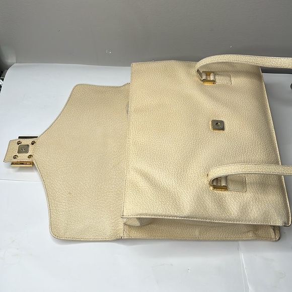 Fendi Beige Cream Leather Logo Marble Clasp Bag - Picture 10 of 16